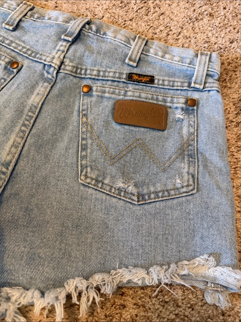 Wrangler Light Blue Denim Cutoff Shorts Frayed Hem Boot Barn Country Size 27